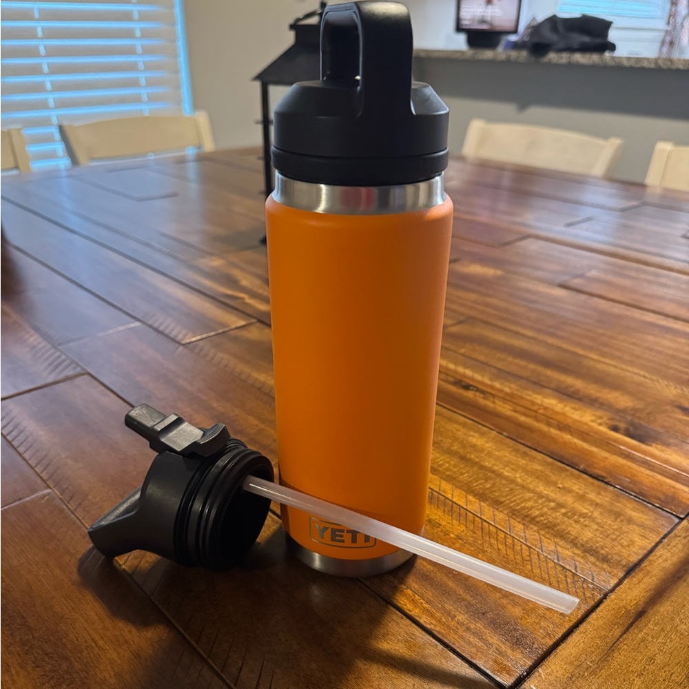 Yeti Orange 26 Oz Chug Cap with straw